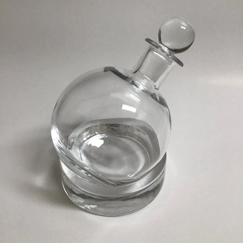 Decanter Clear Glass Tilted Saucer Base Stopper Modern Barware 3PC Round Bourbon